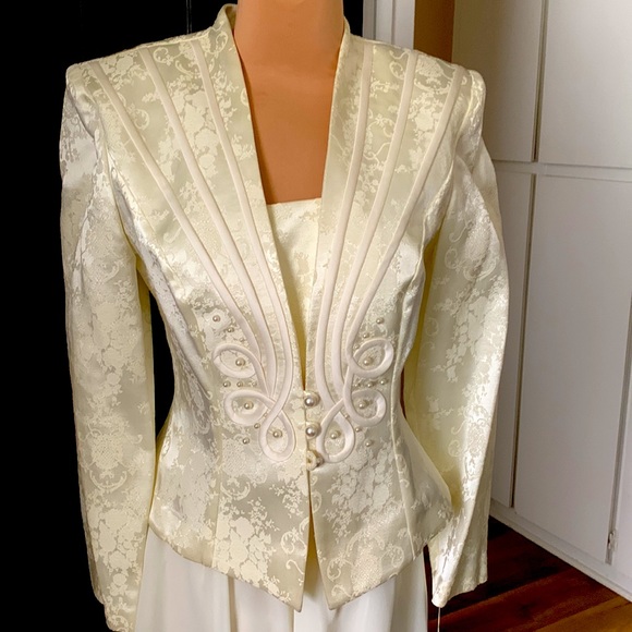 VINTAGE 80’S WEDDING SKIRT AND JACKET. NEVER WORN NEW WITH TAGS. SIZE 10 PETITE. - Picture 3 of 8